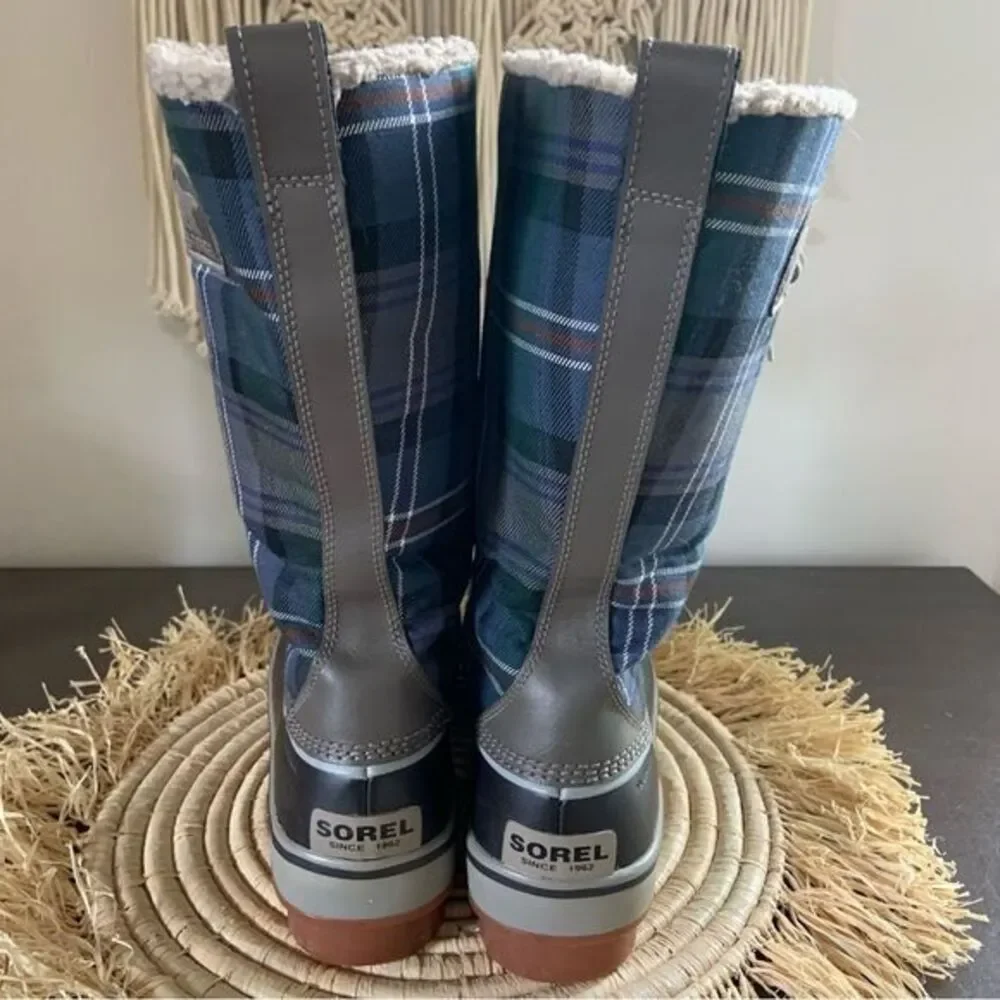 SOREL Women’s Trivoli Tall Lace Up Fleece Lined Blue Plaid Winter Boots Size 8.5